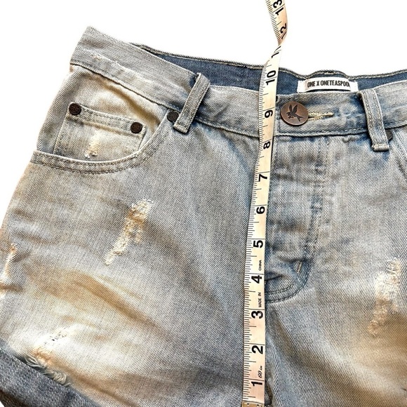 One Teaspoon Chargers Women's Jean Shorts - Picture 11 of 12